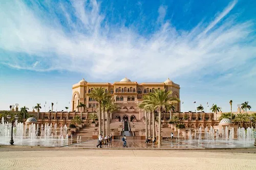 Image taken from https://images.dyvarcity.com/experience-images/dyvarcity_3413cec87cdf42372444809e9_2d.jpg