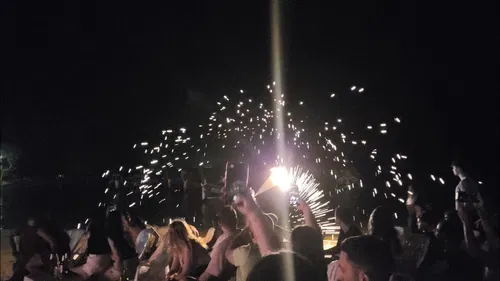 Image taken from https://i.ytimg.com/vi/qepNNPWbMsU/maxresdefault.jpg