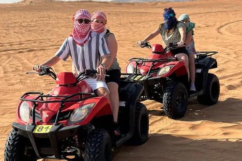 Image taken from https://media-cdn.tripadvisor.com/media/attractions-splice-spp-674x446/15/70/9b/a2.jpg