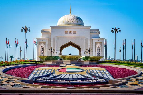 Image taken from https://images.dyvarcity.com/experience-images/dyvarcity_61db0c96d58e54c9532a0c25e_0b.jpg