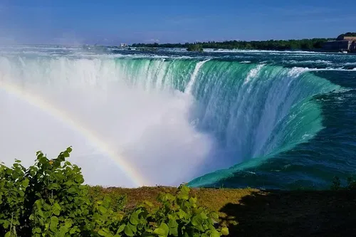 Image taken from https://dyvarcitymedia.b-cdn.net/experience-images/diskovery_4588db2ed88061fa673e76ac1_1751549490383_81.jpg?format=webp&amp;width=800