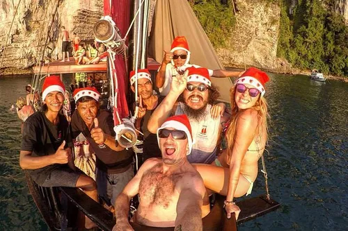 Image taken from https://images.dyvarcity.com/experience-images/dyvarcity_e6dd41df18f4c76a2c647cf50_1f.jpg