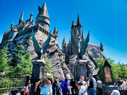 Image taken from https://media.wdwnt.com/2022/04/Hogwarts-Harry-Potter-and-the-Forbidden-Journey-entrance-USH-stock-1200x900.jpg