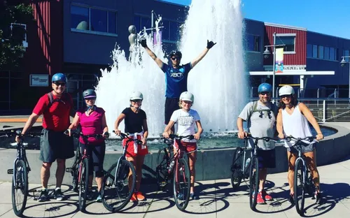 Image taken from https://images.ctfassets.net/5lhz6x7xptso/2xqK4MkLdQ0tODEANOEazq/86cac7f3b0cc8cf6eff5a65798428f1f/IMG_3074-1024x1024.jpg?w=1860