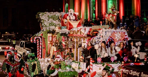 Image taken from https://assets0.dostuffmedia.com/uploads/aws_asset/aws_asset/6453612/d274e82e-1136-4549-b19f-0cf7a143e6a7.jpg