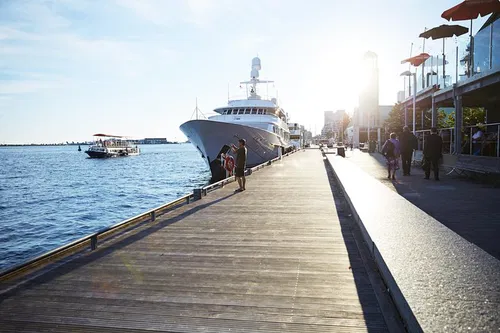 Image taken from https://dyvarcitymedia.b-cdn.net/experience-images/diskovery_5b2f979090058516500effcc0_1751561851606_1b.jpg?format=webp&amp;width=800