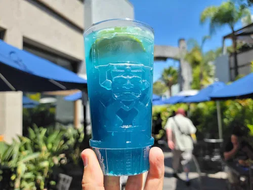 Image taken from https://media.wdwnt.com/2022/08/jurassic-cafe-drinks-140628-1200x900.jpg