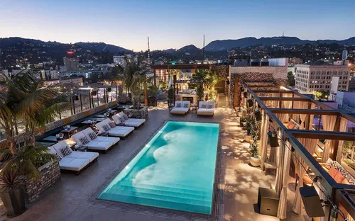 Image taken from https://clubzone.com/wp-content/uploads/others/Highlight-Room-Hollywood-1.jpg