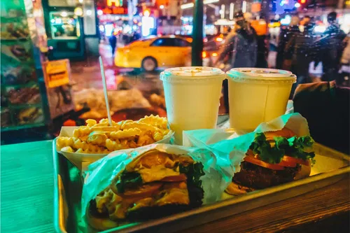 Image taken from https://glimsp.com/wp-content/uploads/2025/01/late-night-eats-chicagos-best-after-hours-spots.jpg