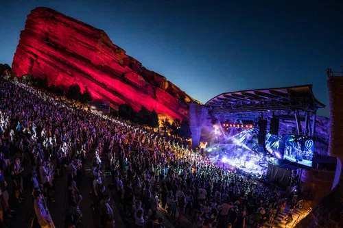 Image taken from https://assets.redrocksonline.com/wp-content/uploads/2023/02/22142207/TheRevivalistsRRX2021_0610_231100-9261_ALIVECOVERAGE-1920x1280.jpg