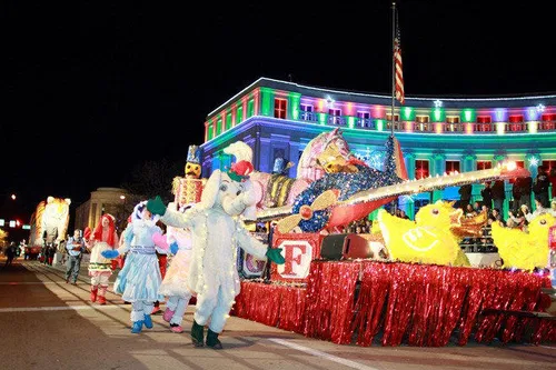 Image taken from https://img1.10bestmedia.com/Images/Photos/334934/p-9-News-Parade_55_660x440.jpg