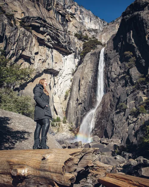 Image taken from https://images.squarespace-cdn.com/content/v1/5a5986b2cf81e095e172ce87/1617251062570-POR0KBAQYLN8XSK60FYR/flyingdawnmarie-yosemite-falls-04.jpg