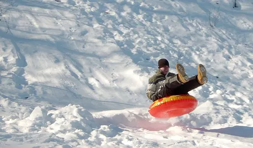 Image taken from https://www.estesparkinformation.com/wp-content/uploads/bfi_thumb/sledding-in-estes-park-30rb4h8jyw94i7jrv9piq2.jpg