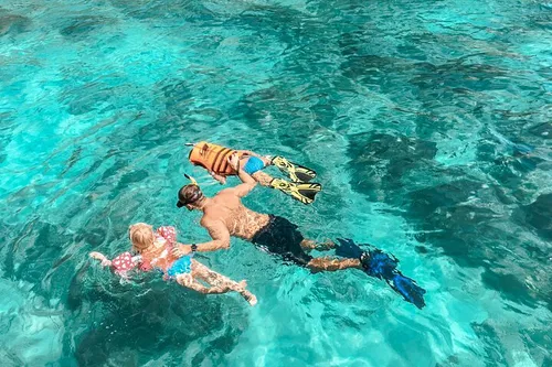 Image taken from https://images.dyvarcity.com/experience-images/dyvarcity_10965b211997195f2e3932700_24.jpg