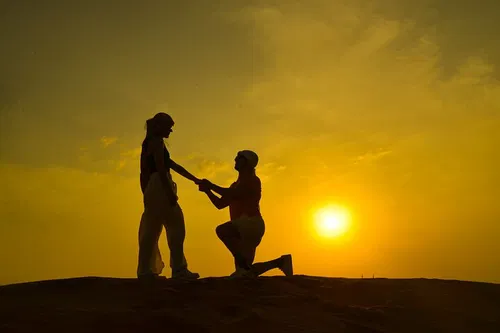 Image taken from https://images.dyvarcity.com/experience-images/dyvarcity_3949d353b04c9c8d81c3a5a2f_a5.jpg