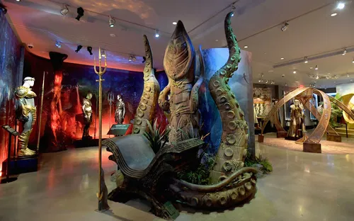 Image taken from https://i.pinimg.com/originals/5c/1f/b3/5c1fb3d75315c41ce7f81af05a601763.jpg