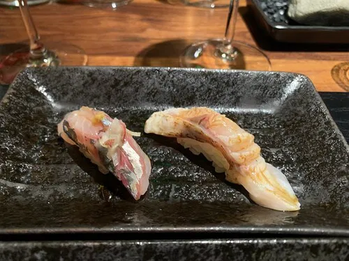 Image taken from https://media-cdn.tripadvisor.com/media/photo-s/19/24/fa/6a/photo3jpg.jpg