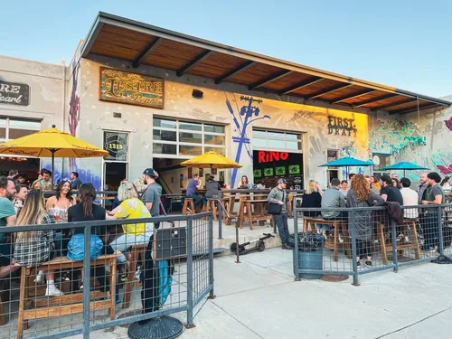 Image taken from https://www.uncovercolorado.com/wp-content/uploads/2022/06/lustre-pearl-denver-rino-colorado.jpeg