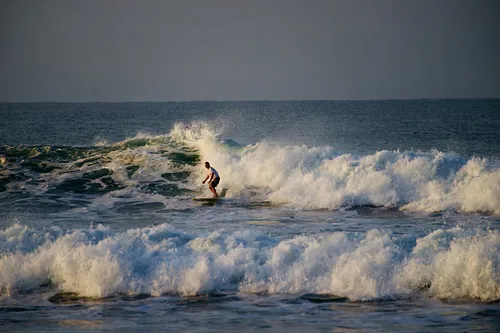 Image taken from https://www.surf-forecast.com/system/images/20617/medium/La-Lancha.jpg?1550536029