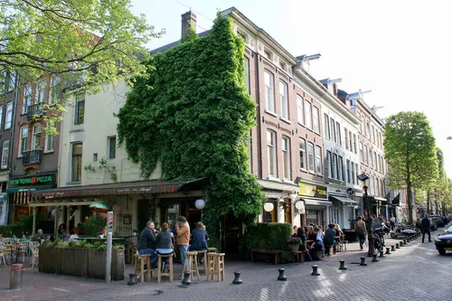 Image taken from https://assets.vogue.com/photos/58913999736d5f2410e37356/master/pass/0-holding-de-pijp-amsterdam-travel-guide.jpg