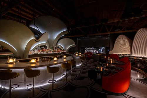 Image taken from https://platform.la.eater.com/wp-content/uploads/sites/26/chorus/uploads/chorus_asset/file/25994505/2025_05_07_Lucia_043.jpg?quality=90&amp;strip=all&amp;crop=0,0,100,100