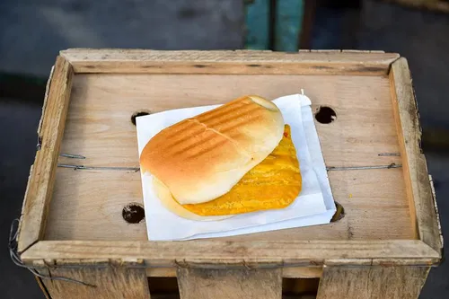 Image taken from https://dyvarcitymedia.b-cdn.net/experience-images/diskovery_81f08a22da51a6f02a20b6b78_1751621095432_db.jpg?format=webp&amp;width=800