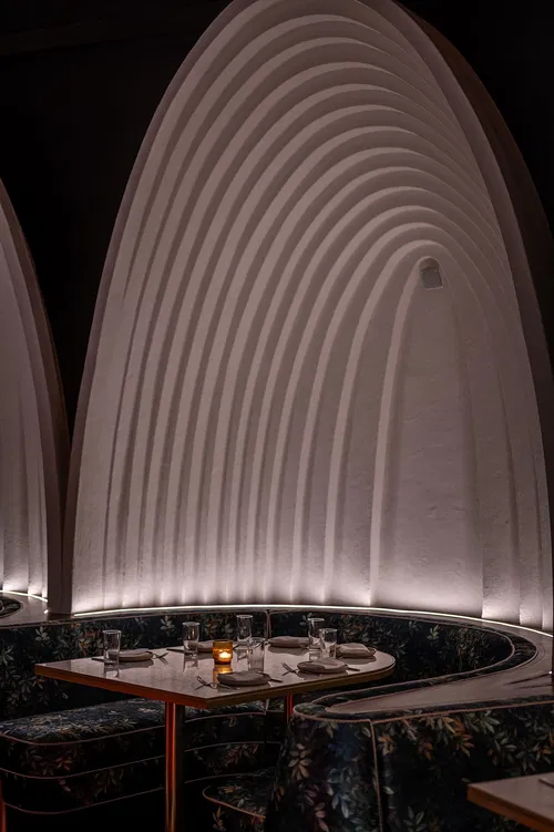 Image taken from https://platform.la.eater.com/wp-content/uploads/sites/26/chorus/uploads/chorus_asset/file/25994477/2025_05_07_Lucia_048.jpg?quality=90&amp;strip=all&amp;crop=0%2C0%2C100%2C100&amp;w=1200