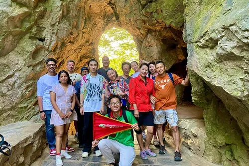 Image taken from https://images.dyvarcity.com/experience-images/dyvarcity_8d204818a9191e165e7d394f7_dc.jpg