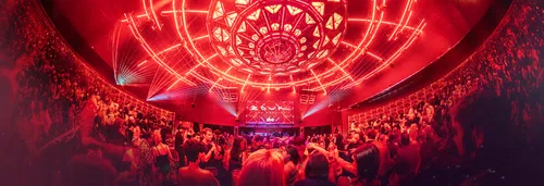 Image taken from https://zouk.la/wp-content/uploads/2025/06/zouk_los_angeles_red_light_crowd_energy.jpg
