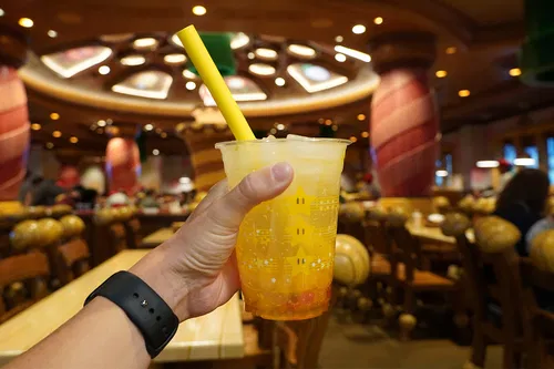 Image taken from https://themeparkpro.com/wp-content/uploads/2025/01/Super-Star-Lemon-Squash-at-Toadstool-Cafe-at-Universal-Studios-Hollywood.jpg