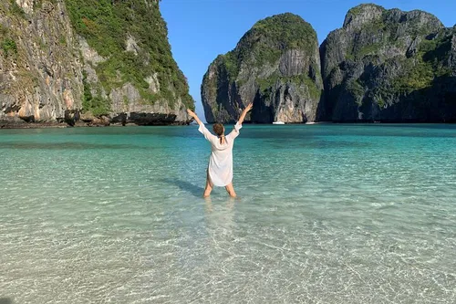 Image taken from https://images.dyvarcity.com/experience-images/dyvarcity_61e67affca2c43cf82d6a4fa4_35.jpg