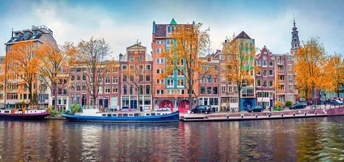 Image taken from https://theplanetd.com/images/day-trips-from-amsterdam.jpg