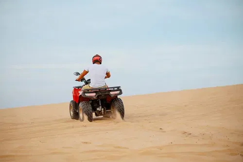 Image taken from https://images.dyvarcity.com/experience-images/dyvarcity_03152ddffe102b9d2f3302365_85.jpg?format=webp&amp;width=800