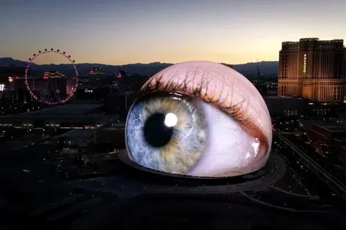 Image taken from https://images.dyvarcity.com/experience-images/dyvarcity_32fa148709e207e400858077d_3a.jpg?format=webp&amp;width=800