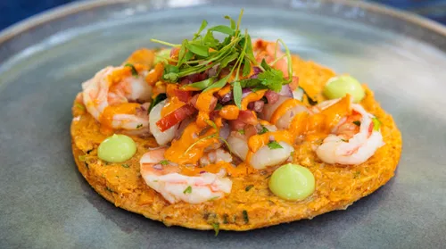 Image taken from https://www.ace.aaa.com/content/dam/ace/publications/food-and-drink/restaurants/holbox-la/holbox-kanapachi-tostada-680.jpg