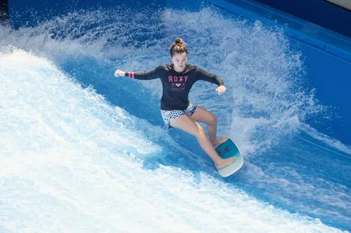 Image taken from https://image.kkday.com/v2/image/get/h_650%2Cc_fit/s1.kkday.com/product_24550/20190527024522_h45Ae/jpg