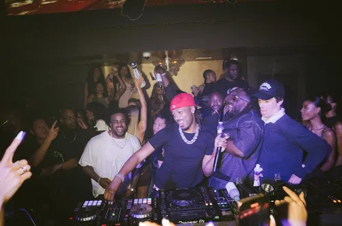 Image taken from https://www.billboard.com/wp-content/uploads/2025/03/Metro-Boomin-02-Zouk-2025-ScotchPhotos-billboard-1548.jpg?resize=942