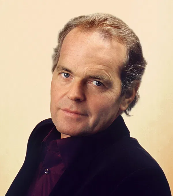 Book Tickets: Pago Balke Satirical Tour at Altes Pumpwerk