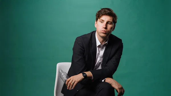 Sean McLoughlin Comedy: White Elephant in Milano