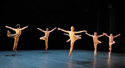 Preljocaj's REQUIEM: Dance at LA SEINE MUSICALE