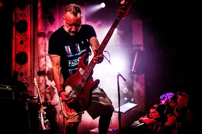 Peter Hook & The Light: New Order Anthems Rock Amsterdam!