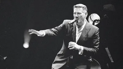 Swing into the Holidays: Tony Hadley's Christmas Big Band Extravaganza in Birmingham!