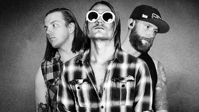 Relive the 90s: Smells Like Nirvana Tribute Rocks Atlanta's Vinyl!
