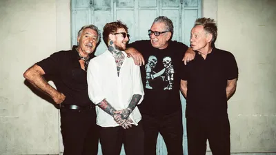 Sex Pistols: Anarchy Rocks the Warfield!
