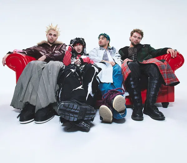 5 Seconds of Summer: Logen-Seat Experience at Barclays Arena