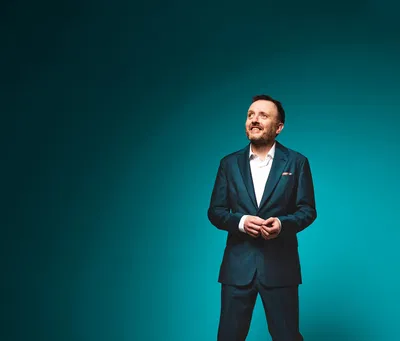 Chris McCausland's Yonks!: A Hilarious Night of Comedy at De Montfort Hall