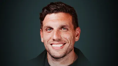 Chris Distefano: From Staten Island to MSG's Stage – A Night of Unfiltered Comedy!
