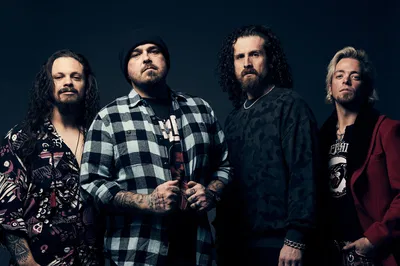 Black Stone Cherry Rocks Wilmington's Queen!