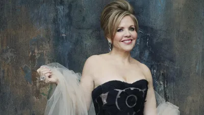 Renee Fleming: Sarasota Opera at Van Wezel!