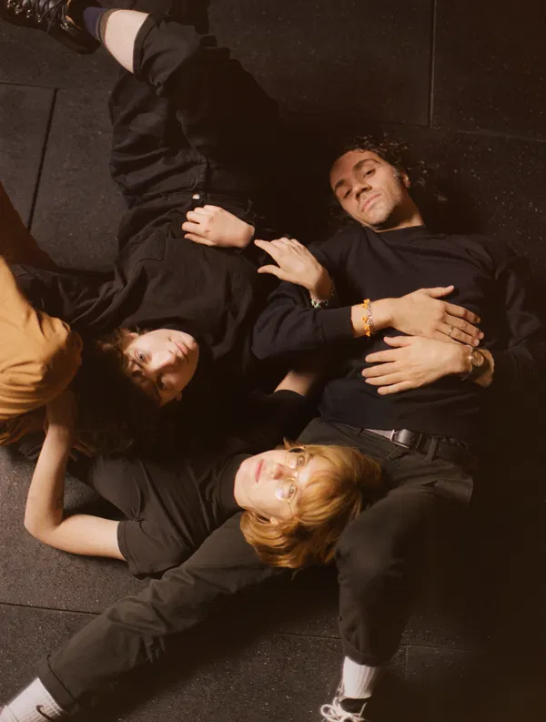 Avalon Emerson & The Charm: Tickets at Säälchen, Berlin